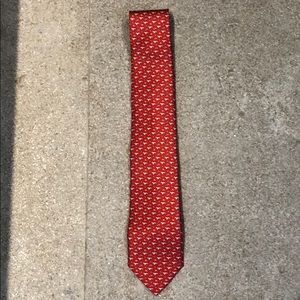 NWT - New Salvatore Ferragamo 100% silk w/ Tags 🏷